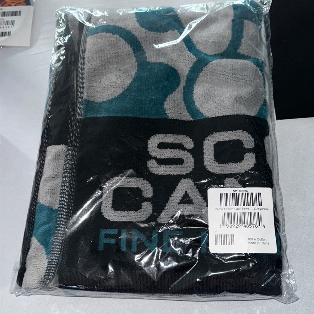 Scotty Cameron Camo Crown Towel - 2026 NEW RELEASE